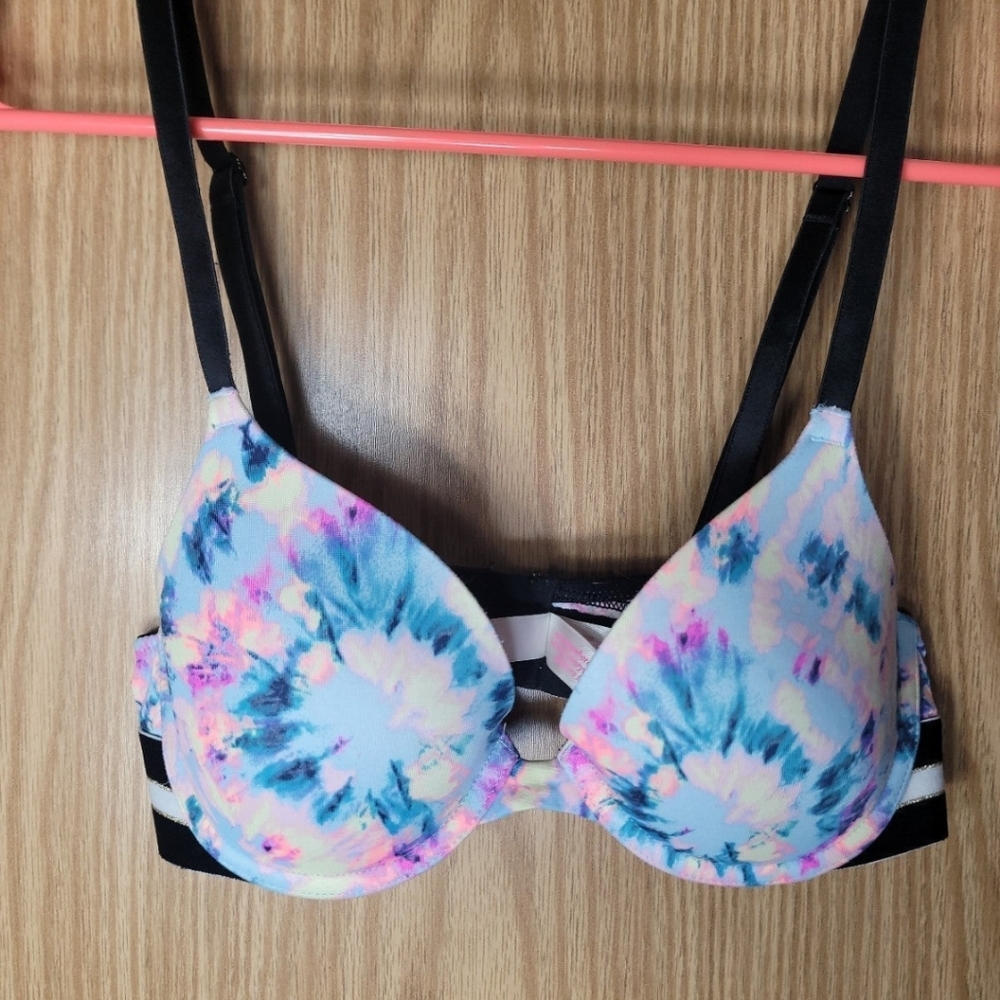 Item PINK Bra Sz 32B